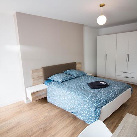 Home2Stay Valognes Extérieur photo