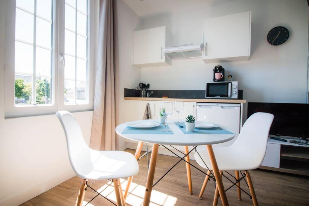 Home2Stay Valognes Extérieur photo