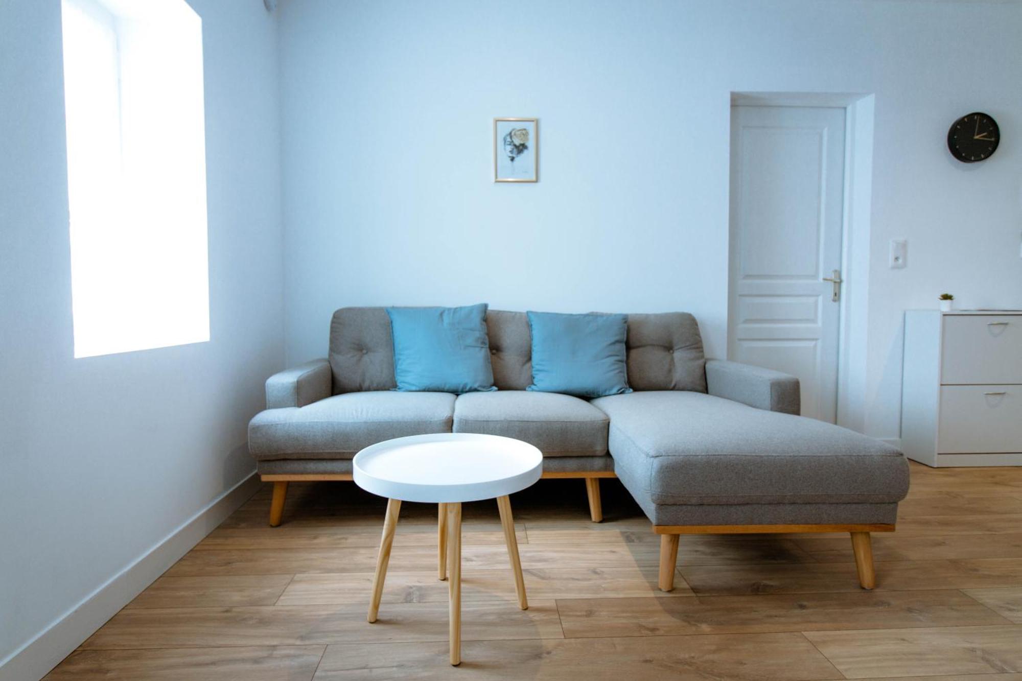 Home2Stay Valognes Extérieur photo